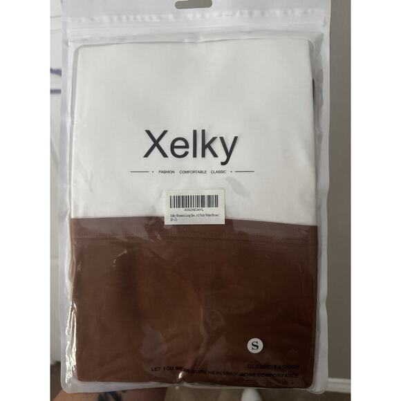 xelky Tops - Xelky Women’s Long Sleeve Tops 2-Pack White Brown Size Small New